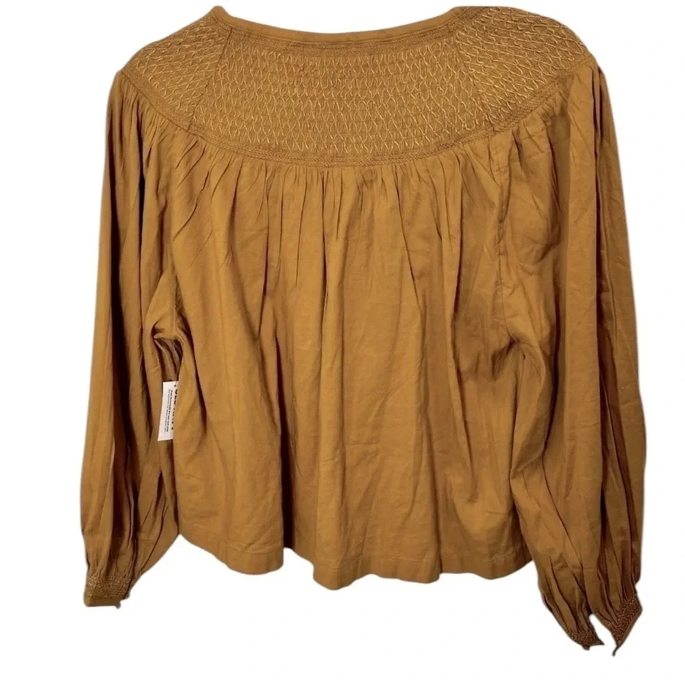 New with tags old navy boho style blouse size s.